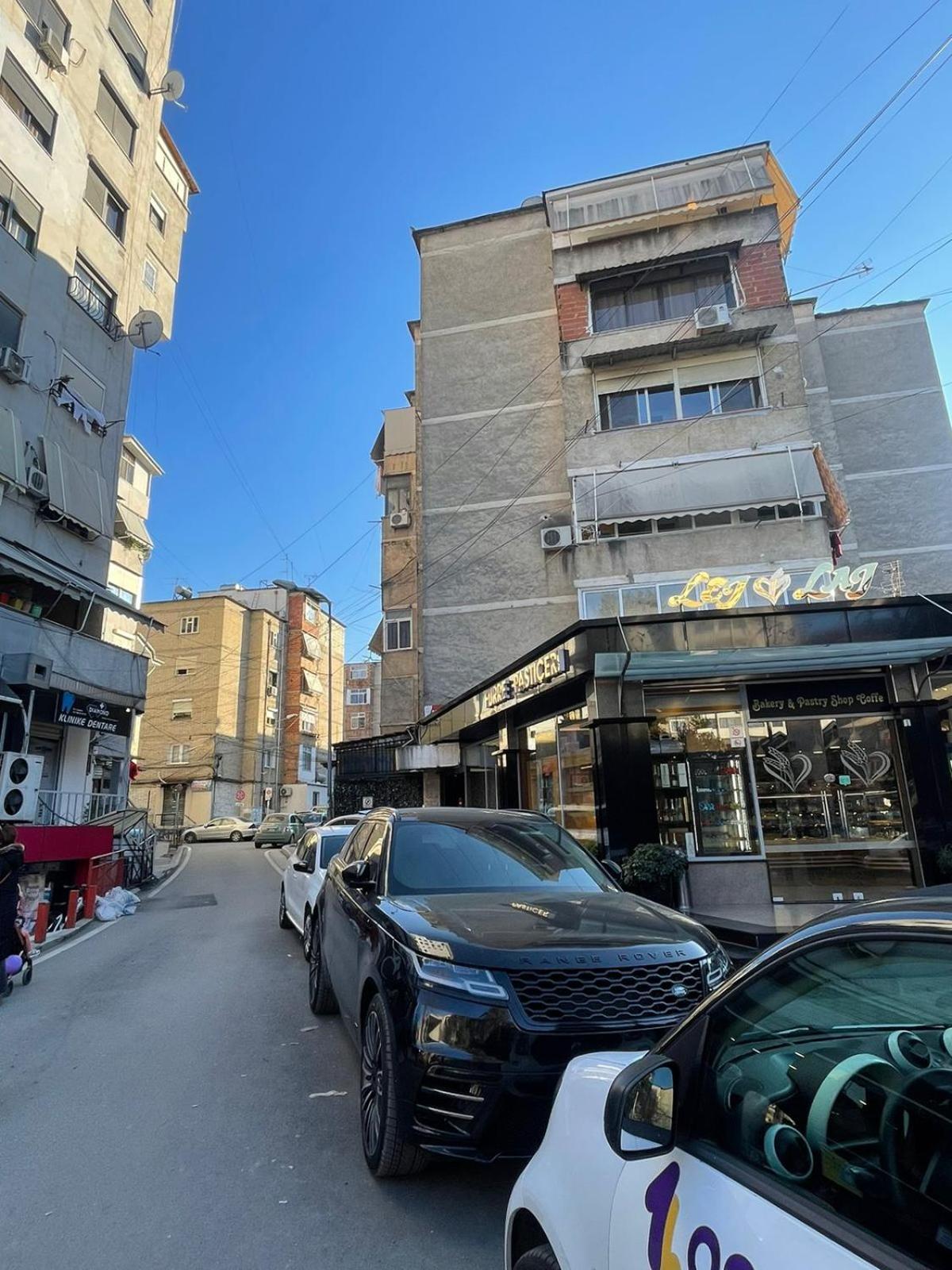 Dea'S Apartment: Hidden Gem 地拉那 外观 照片