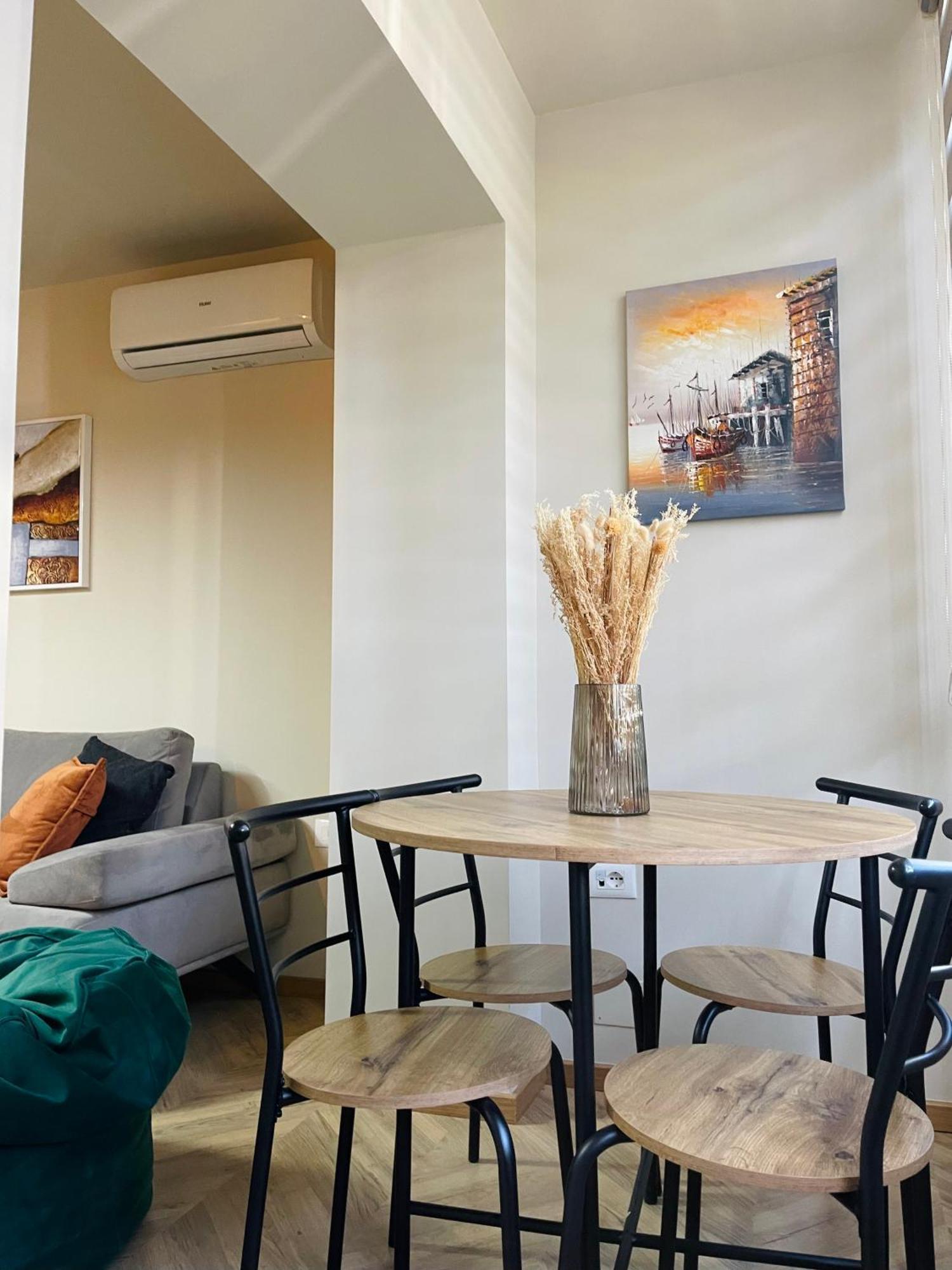 Dea'S Apartment: Hidden Gem 地拉那 外观 照片